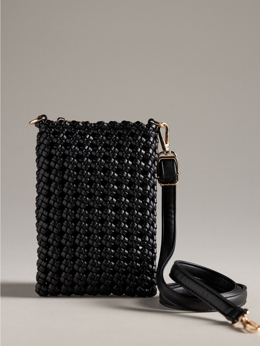NWT | The Kalani Woven Knot Bag: Cell
Phone Edition
